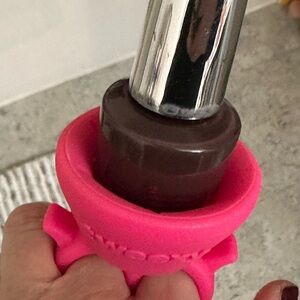 Tweexy Nail polish “ring” holder